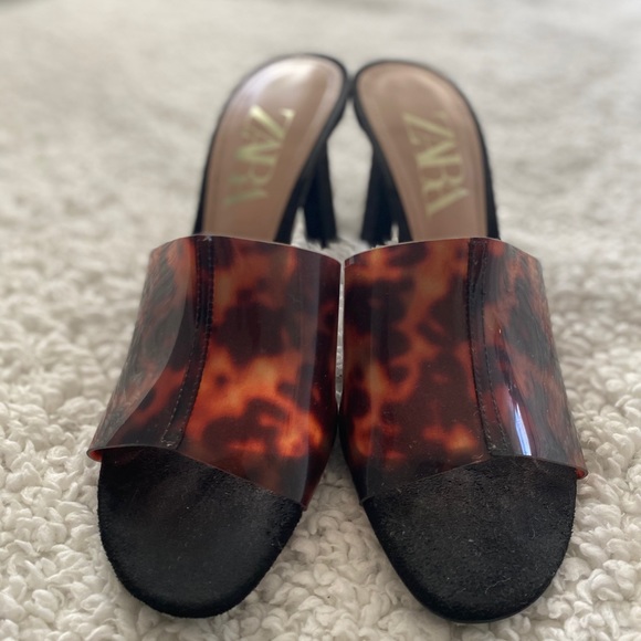 Mules - Picture 4 of 4